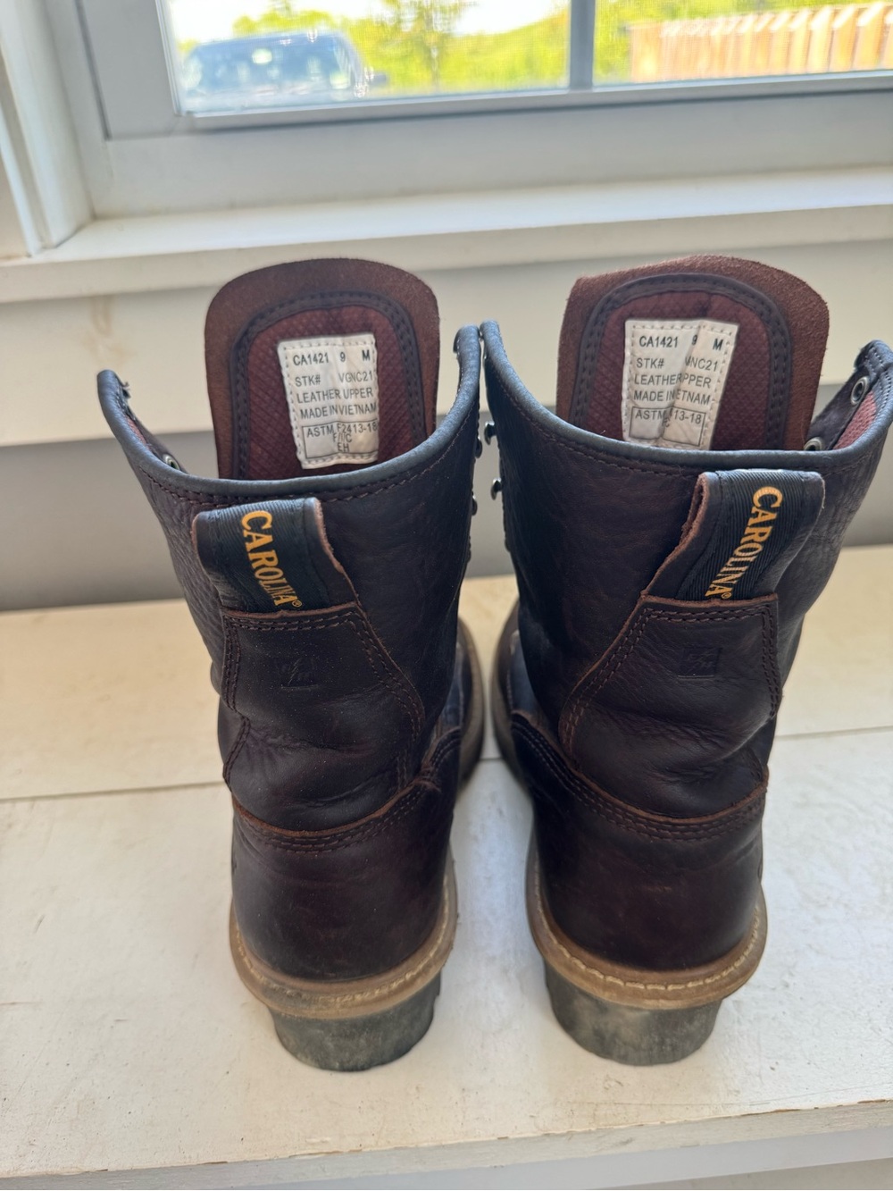 Women’s Brown Work Boots - Rugged Protective Steel-Toe Style - Picture 3 of 7